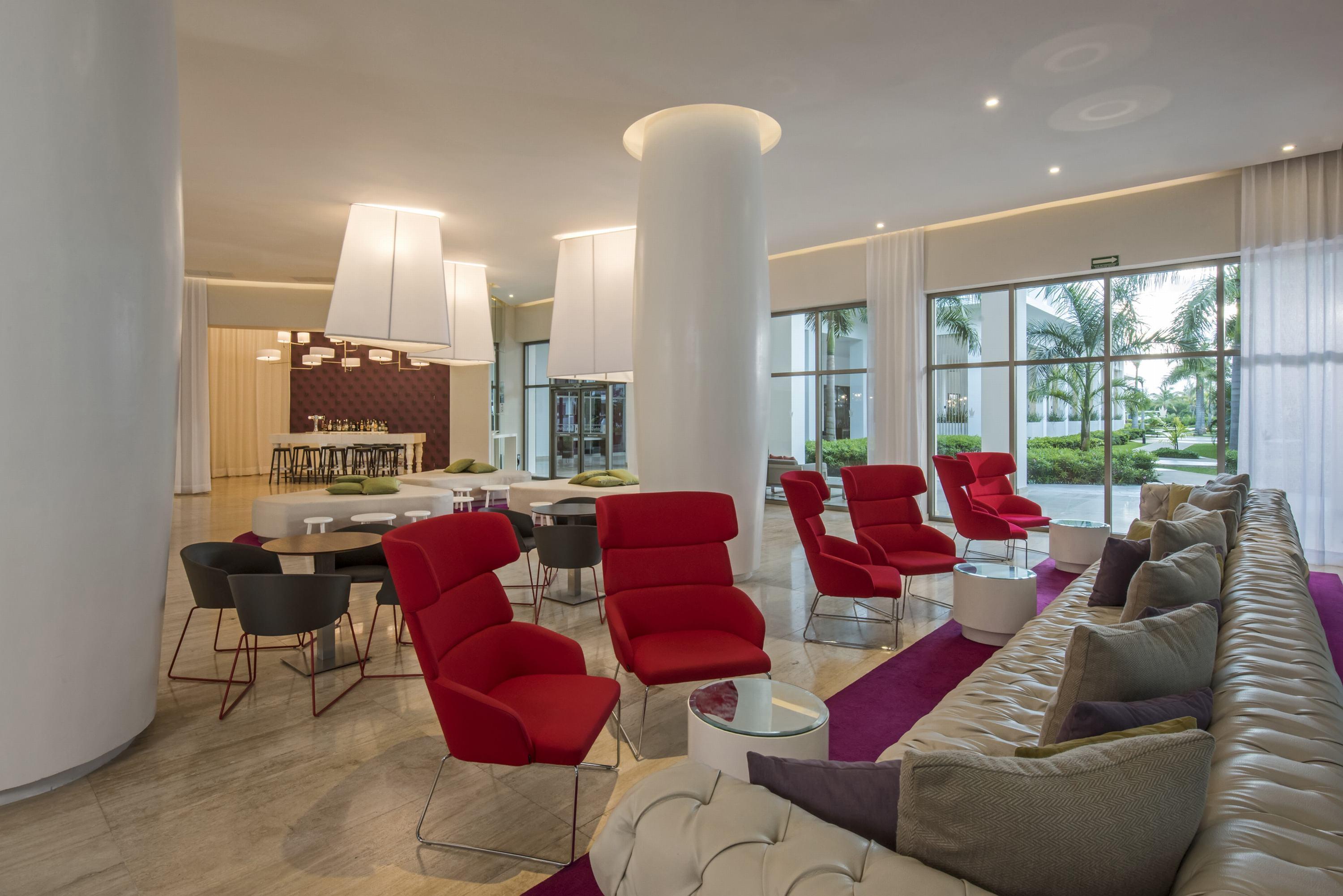 Platinum Yucatan Princess Adults Only Playa del Carmen Exterior foto The lobby of the hotel